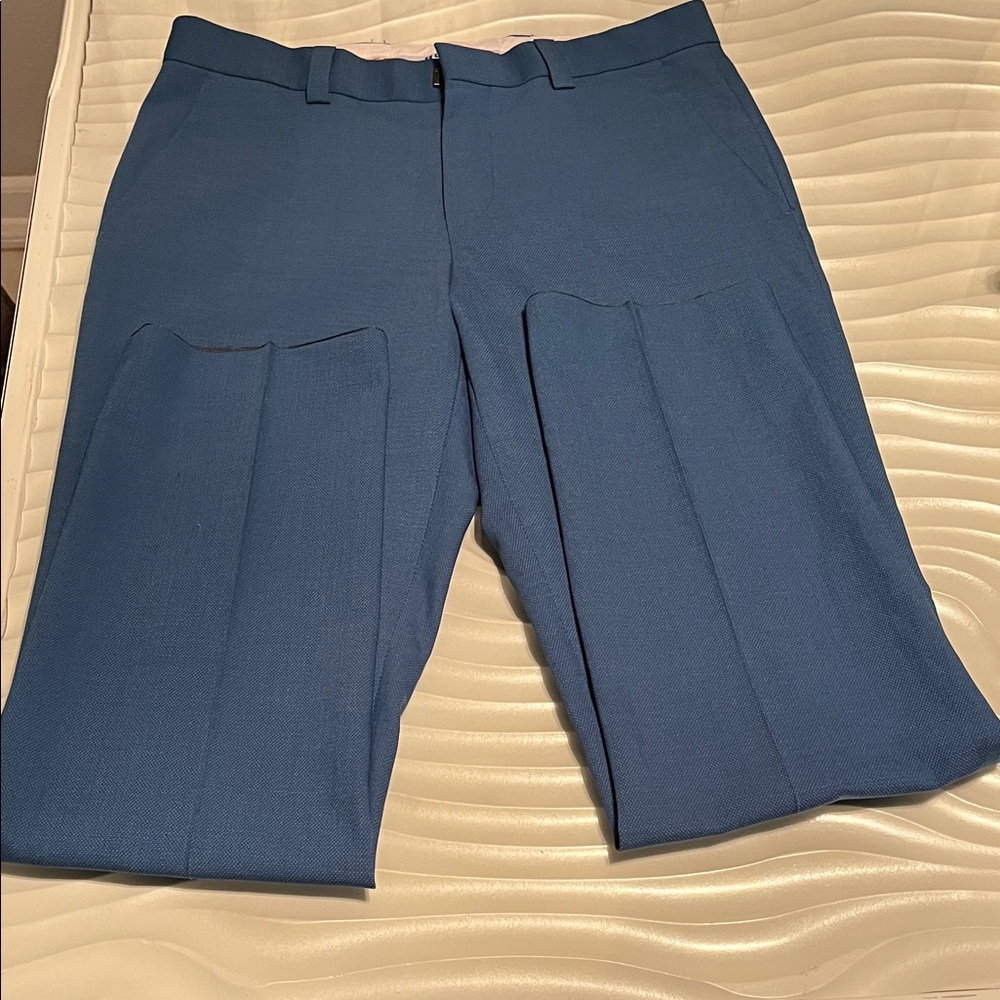 HUGO Men's Classic Blue Modern fit Pantsuit